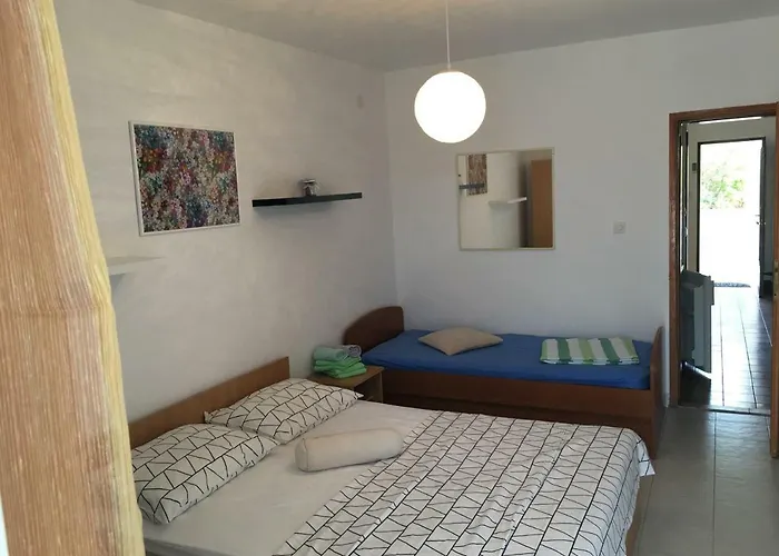 Roxy * Lovište